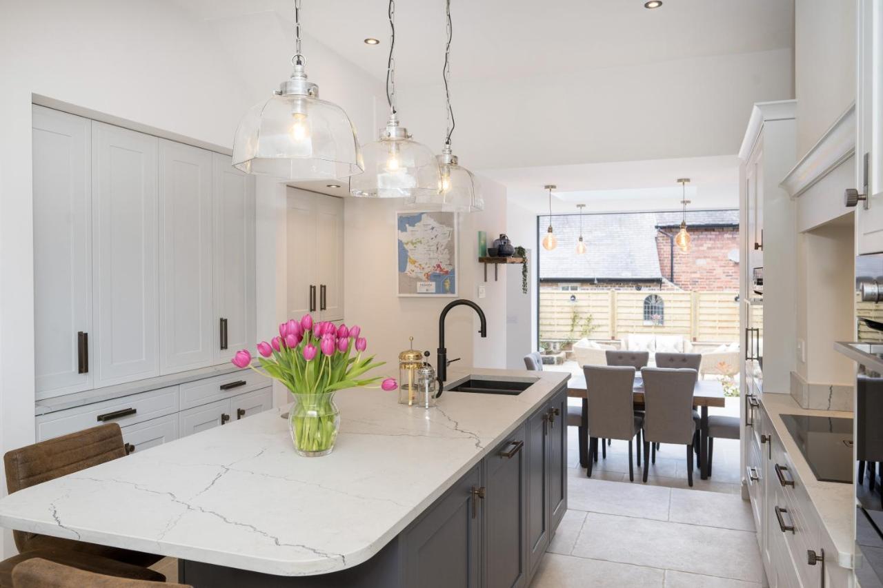 Townhouse By Harrogate Serviced Apartments Экстерьер фото