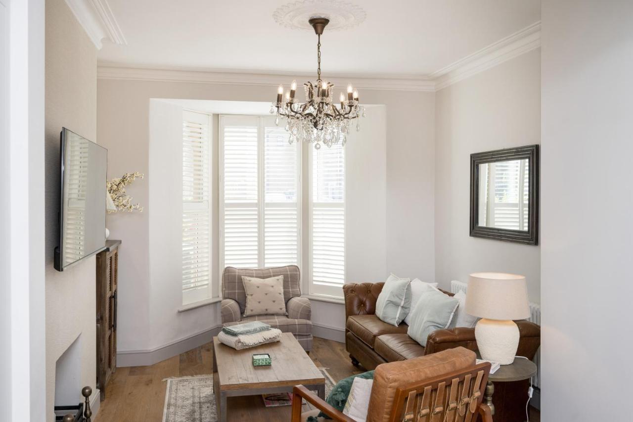 Townhouse By Harrogate Serviced Apartments Экстерьер фото